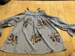 美品　ストライプ花柄五分袖ブラウス M