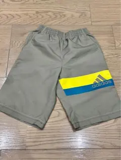 adidas ハーフパンツ 140サイズ サッカー　フットサル　ランニング