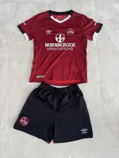 Umbro キッズサッカーウェア FCニュルンベルク ロゴ付き120c
