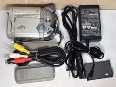 Canon DM-DC20 DVD Camcorder and Accessories