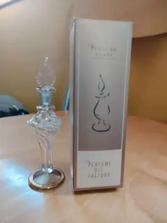 PERFUME OIL FACTORY パフュームグラス