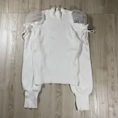 グレイル チュールショルダーリボンニットトップス GRL