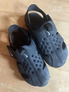 Nike ブラック キッズサンダル