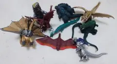 バンダイ ゴジラ 初期 フィギュア 7体 セット GODZILLA 可動式 - メルカリ