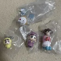 クレヨンしんちゃん　ガチャガチャ　4つセット