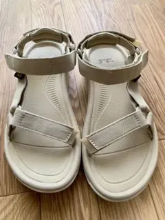 Teva XLT2 サンダル ベージュ 24cmのサムネイル