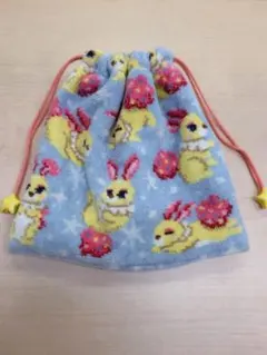 フェイラー　ウサギと花の模様の巾着袋ボンボンバニー