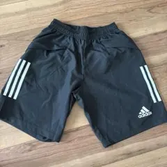 adidas AEROREADY ハーフパンツ ブラックメンズSサイズのサムネイル
