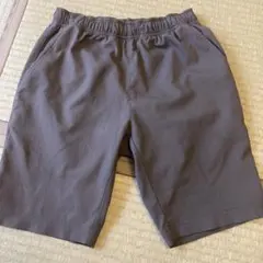 ハーフパンツ　ダークグレーSSサイズ