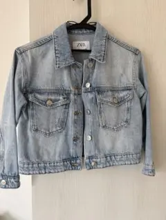 7月末まで☆ZARA スタッズ付き デニムジャケット - メルカリ