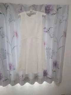 ジルスチュアートホワイトワンピース