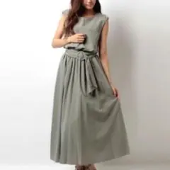 【美品】シュープリームララ　ウエストベルト　ブラウジングロングワンピース　リボン