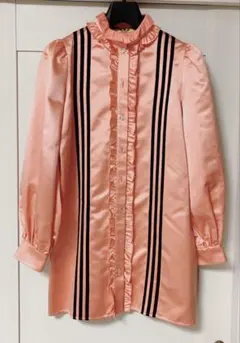 【新品未使用品】GUCCI ×adidasシルクフリルシャツワンピースのサムネイル