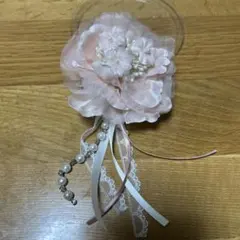 ピンク花モチーフ コサージュ