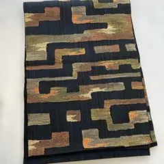 袋名古屋帯　幾何￼学文様　直線的　モダン　落ち着いた紺ネイビー