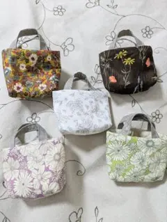 ミニミニバッグ５個セット　ハンドメイド　小物入れプレゼント　ハロウィンにも