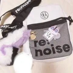 志麻　クロスバッグ　re:noise しっぽ ネームバッジ