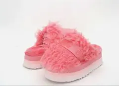 UGG ピンク 厚底スニーカー　美品　週末限定値下げ！ UGG ピンク 厚底スニーカー 美品 週末限定値下げ！ - メルカリ