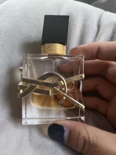 Yves Saint Laurent リブレeau de perfum