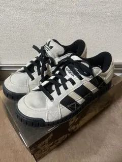 アディダス adidas LWST ロースーツスニーカー LAWSUIT