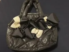 リボン付き黒ナイロン トートバッグ　シンディベンディ