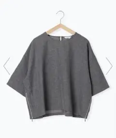 サマンサモスモスブルー　リネンライクジップスリットブラウス　グレー