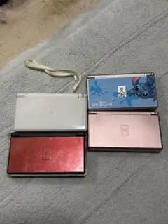 ニンテンドーDSライト　4台まとめ売り　ジャンク品　ピンク　シルバー　レッド
