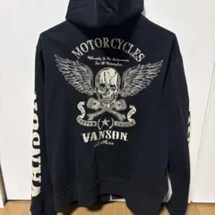 VANSON ブラックパーカー スカルデザインのサムネイル