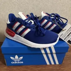新品未使用　アディダス　オリジナルス　adidas キッズ　スニーカー　19cm