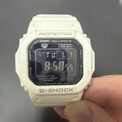 CASIO G-SHOCK GW-M5610MD ホワイトのサムネイル