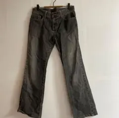 ユニクロデニム ジーンズ ストレート ブラック ダメージ加工