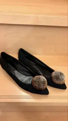 CHARLES & KEITH ポインテッドトゥ フラットシューズ 37のサムネイル