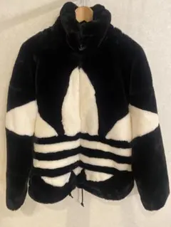 adidas ファーコート S 黒/白 ストライプ