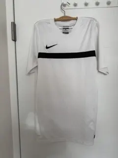 Nike ホワイトシャツ Lサイズ 黒ストライプ