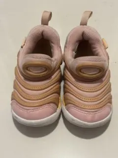 NIKE ナイキ　シューズ　ピンク ダイナモフリー　13cm