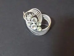 B344　ブローチ　ラインストーン　ヴィンテージ　レトロ