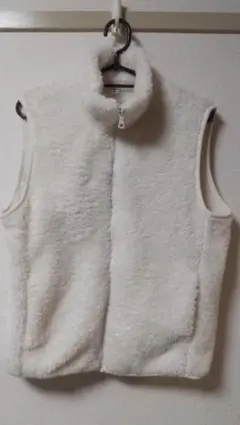 【古着】UNIQLO ファーリーフリースベスト Mサイズ