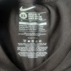 NIKE ナイキ Tシャツ ブラック XLのサムネイル