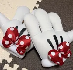 ディズニーミニーちゃんグローブ両手のサムネイル