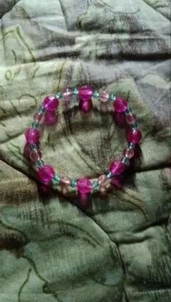 子供＆レディース用　カラフルビーズブレスレット　平成レトロ