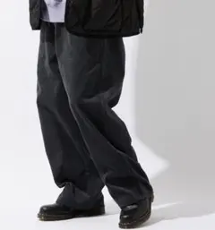 ダークグレー コーデュロイ ワイドパンツ