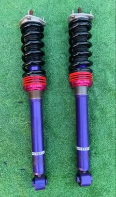 CAZR60GR noah / voxy coilover - メルカリ