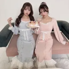 Me roir 【ミーロワール】⁡レースフリルマーメイドニットワンピース ピンク