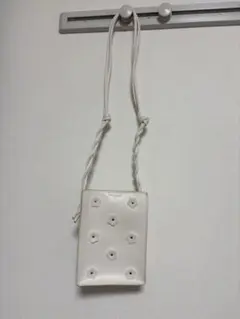 【merry jenny】アイボリーフラワーPUポシェット