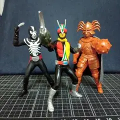 懐かしの昭和特撮・「復讐の鬼ライダーマン」 フィギュア 3体セット
