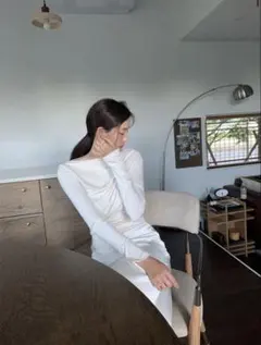 ドレープスリム長袖ボートネックTシャツ・S1934669