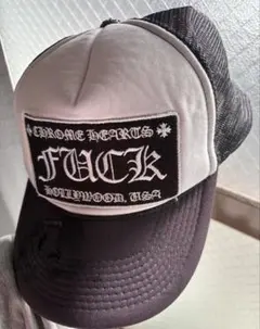 CHROME HEARTS トラッカーキャップ