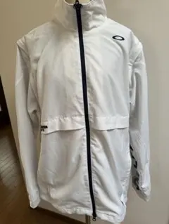 Oakley ホワイト フルジップ　ベスト2way 大きいサイズ