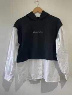 レディース　Ｍ　重ね着風パーカー ブラック ホワイト