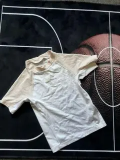 NIKE  130cm  半袖ラッシュガード